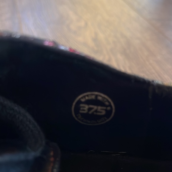 💕ABEO - Keneth Cole Sneakers 💕 - Picture 9 of 10